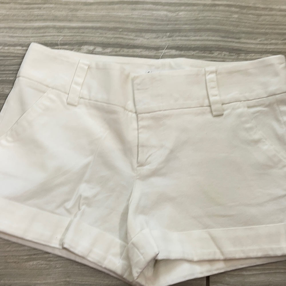 Alice and Olivia white shorts size 4
